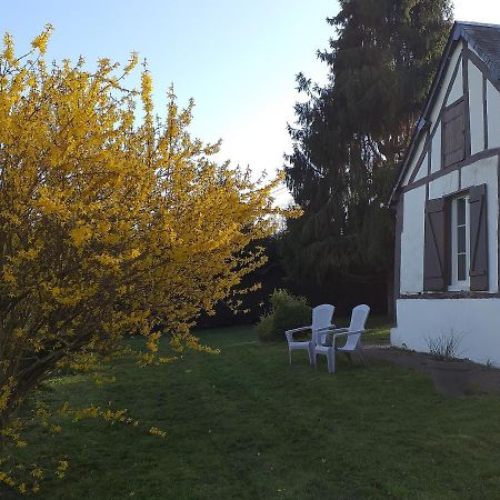 La Petite Maison Normande Ticheville Exteriör bild