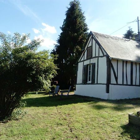La Petite Maison Normande Ticheville Exteriör bild