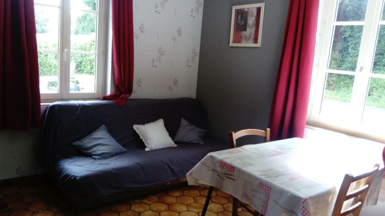 La Petite Maison Normande Ticheville Exteriör bild