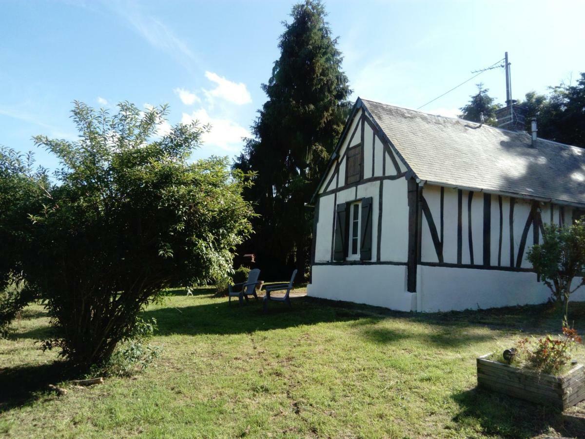 La Petite Maison Normande Ticheville Exteriör bild